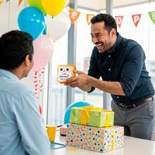 1件钩针吐司生日礼物 – 手工制作，趣味可爱，送给妈妈、爸爸、朋友、他、她、孩子、女士、男士的纪念品 – 充满情感和正能量的吐司 - 彩色 - 查看 6