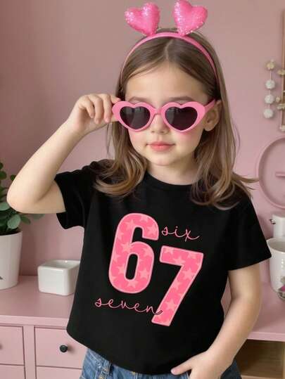 Camiseta de manga corta casual con cuello redondo y estampado numérico para niña