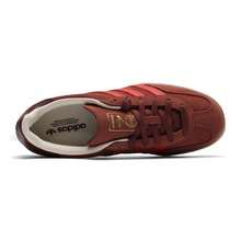 Adidas 男女通用 Gazelle 室内休闲运动鞋，简约舒适，日常穿着 IH9661 - 狐狸棕/亮粉紅螢光/樹脂黃 - 查看 4
