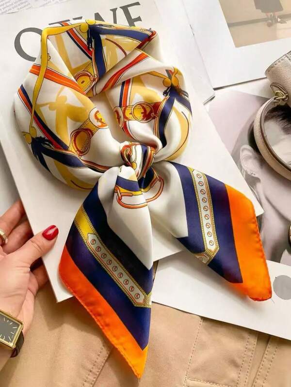 1pc Women's Luxury Floral Print 27.5"X27.5" Silk Bandana Scarf, Fashionable For Everyday Wear, Spring