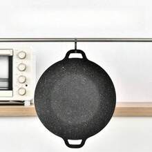 Chảo nướng BBQ Hàn Quốc đa năng chống dính - Chảo gang tròn chống dính có 2 tay cầm bằng gỗ, thích hợp nấu ăn trong nhà và ngoài trời, tương thích với bếp từ và bếp ga, dễ vệ sinh, tuyệt vời để chiên trứng và bít tết, lý tưởng cho nhà bếp và phòng ăn gia đình. - màu đen - Xem 4