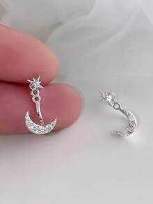极简主义锆石月亮星星双戴耳环，小巧时尚，奢华耳环，适合外出、聚会、派对、新年、情人节、母亲节、斋月和各种节日佩戴。