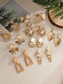 Yanxyad 9 Paar Legierung 14K vergoldete elegante Vintage-Stil Ohrringe für Frauen, geeignet für den Urlaub