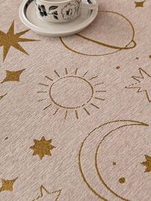 一件装时尚简约雪尼尔沙发套，星月图案设计。防刮、防滑、防尘、防污，宠物友好型沙发套。适用于单人/双人/三人/四人沙发。四季皆宜的客厅沙发套，既可作为装饰点缀，又可保护家具，适用于卧室、书房、餐厅和客厅。可机洗、手洗和干洗。是斋月和节日装饰的理想之选。 - 米色 - 查看 9