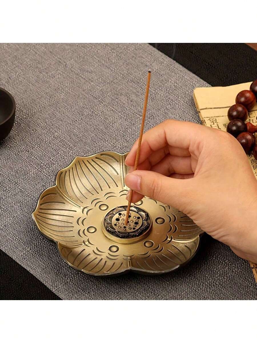 3.7 Inch Plum Blossom Shaped Multi-Function 9-Hole Incense Burner & Tray, Suitable For Home, Yoga, Meditation, Aromatherapy, Valentine's Day Gift - Bronze - View 1