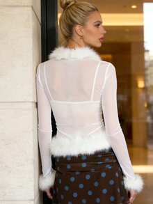 Tops de mujer de manga larga con escote en V profundo, moda de color sólido con ribete de felpa, camisas ajustadas - Blanco - Ver 4
