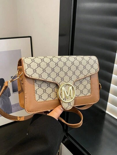 复古时尚小众单肩斜挎印花撞色搭扣女士通勤小方包