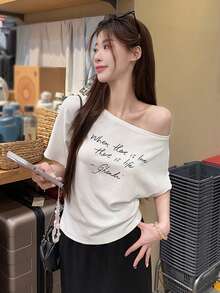 Áo croptop dáng rộng in họa tiết, cổ xéo, tay ngắn, kiểu dáng thường ngày. - trắng - Xem 3