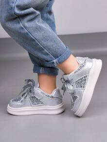 1 Pair Kids' Sneakers, 2026 New Glitter Soft Bottom Non-Slip Casual Shoes, Daily & School Sports Low-Top Flat Shoes For Boys And Girls - Silver - View 5