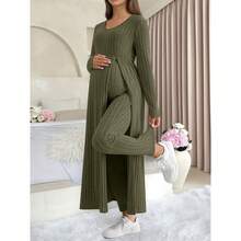 Conjunto casual de 2 piezas de punto elástico de costilla en verde oliva/verde del ejército para maternidad, con top de manga larga con cuello en V y abertura frontal, combinado con pantalones de maternidad, un atuendo de embarazo y lactancia elegante y cómodo para la primavera - Verde Oliva - Ver 11