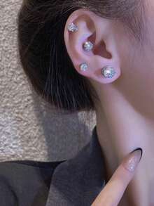 不锈钢磁性耳钉，男士夹式耳环，男女通用免耳洞磁性耳钉，镶嵌立方氧化锆/钻石，男女皆宜（无需耳洞）。 - 耳夾 - 查看 3