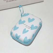 1个心形数码配件收纳盒，EVA硬壳防摔防震，适用于蓝牙耳机/充电器/数据线，小巧便携，方便旅行通勤携带。