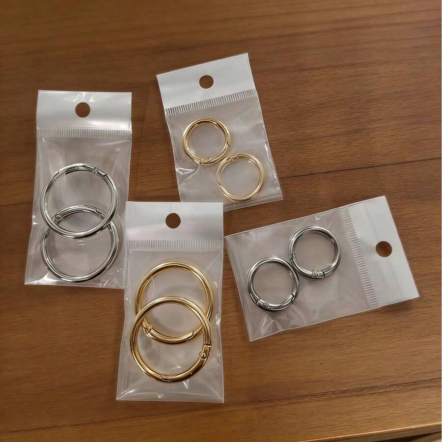 2 Stücke Metall Federklemmen O-Ring Karabiner aus Zinklegierung, runde Federklemmen O-Ring Karabiner für Bergsteigen, Geldbörse, Schlüsselanhänger, Tasche, Bekleidungszubehör, Reiseaccessoires, Urlaubsnotwendigkeiten, Schlüsselanhänger - Verschiedenfarbig - Übersicht 1