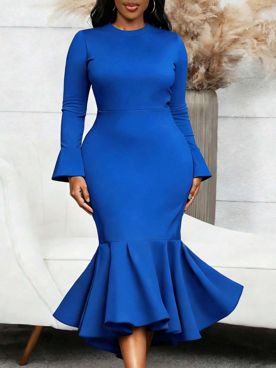 Robe mi-longue en tricot à col rond, manches longues et volants à l'ourlet pour femmes grande taille, bleu royal. Élégante et gracieuse. - Bleu azur - Voir 1