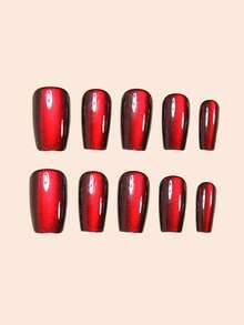 10片中号方形美甲贴片，助您轻松升级美甲造型！这款时尚朋克哥特暗黑风假指甲采用黑红水晶猫眼设计，搭配复古樱桃酒红色闪亮猫眼造型。全覆盖式假指甲贴片，适合女性和女孩使用。内含1张粘贴式美甲贴片和1张迷你凝胶贴片。随机发货。美甲用品 - 酒紅色 - 查看 2
