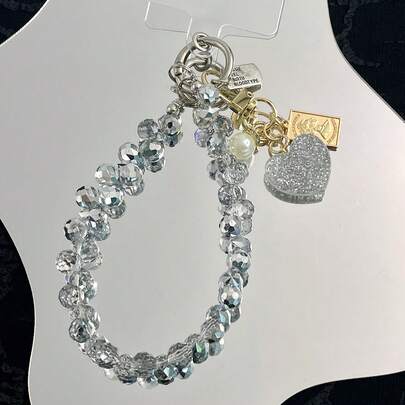 1件装奢华多功能心形草莓水晶手机挂绳，时尚手机挂绳、吊坠、卡包，情人节、生日理想礼物，实用又优雅，阳光下闪闪发光。