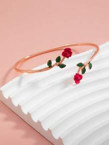 1件优雅玫瑰花手链，适合日常佩戴