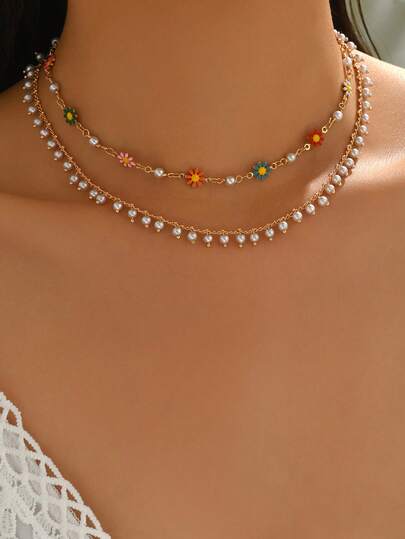 2pcs/Set Summer Elegant Faux Pearl Sweet Cute Alloy Drip Glaze Daisy Flower Handmade Chain Necklace, Fashion Versatile Jewelry For Women, Suitable For Daily Wear, Decoration, Beach, Date, Party. The Handmade Chain Is Cut To Length, The Number Of Faux Pearls Is Not Fixed, And The Color Arrangement Of The Daisy Flowers Is Random.