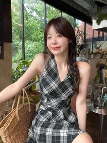 黑白格子A字迷你连衣裙，V领无袖吊带裙，适合娇小身材女性，夏季款 - 黑色 - 查看 4