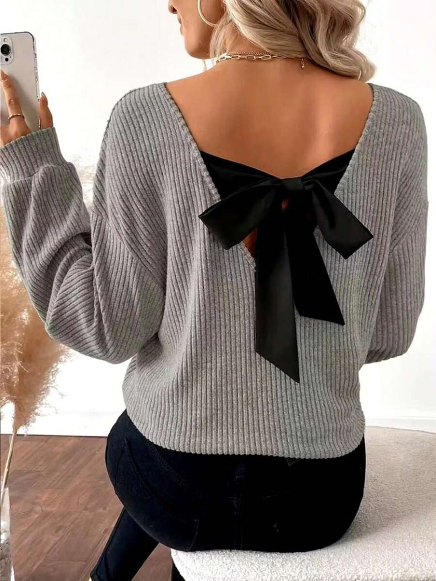 Woman Back Bow Detail Ribbed Knit Sweater – Casual Chic Fall/Winter Top - Grey - View 1