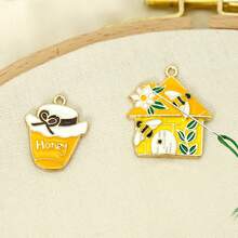 2 Sets Cute Bee Magnetic Needle Holder, Sewing Organizer, Embroidery Accessories - Yellow - View 4