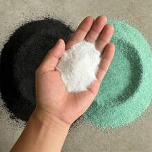 3袋（400+400+400）克/2.65磅 黑/白/绿石英砂，适用于沙画、景观美化，可用于研磨、抛光和景观填充。