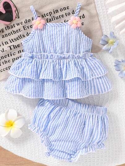 两件套可爱女宝宝套装，休闲优雅，柔软舒适，3D立体花卉装饰层叠荷叶边条纹吊带背心搭配简约松紧腰短裤，适合夏季日常穿着、派对、拍照、户外活动