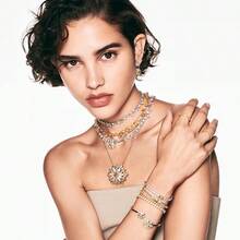 SWAROVSKI DEXTERA Beating Heart Couple Necklace Women's Collarbone Chain Fashionable High-End Luxury Versatile Pendant Women's Mother's Day Gift Christmas Gift Girlfriend Gift Birthday Gift Fashion Necklace Women's New Year Gift - Yellow - View 4