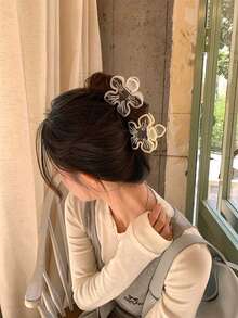 1PC Adorable Hand-Painted Cherry Blossom Hair Clip For Women New Style Half-Up Back-Of-Head Hair Claw Unique Transparent Floral Hair Accessory Women Claw Clips Elegant Hair Accessories - Multicolor - View 2