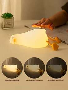 1个新款硅胶卧鸭台灯，畅销产品。这款可爱的鸭子夜灯是绝佳的床头伴侣。USB充电底座。柔和的灯光不会让眼睛感到疲劳。适合作为礼物送给家人和朋友，也可以用作减压工具。 - 彩色 - 查看 10