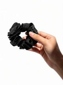 Christian Dior Black Silk Hair Scrunchies. High-Quality Silk Hair Ties. Casual, Fashionable, Minimalist Hair Scrunchies. No Trace, No Hair Damage. - Black - View 8