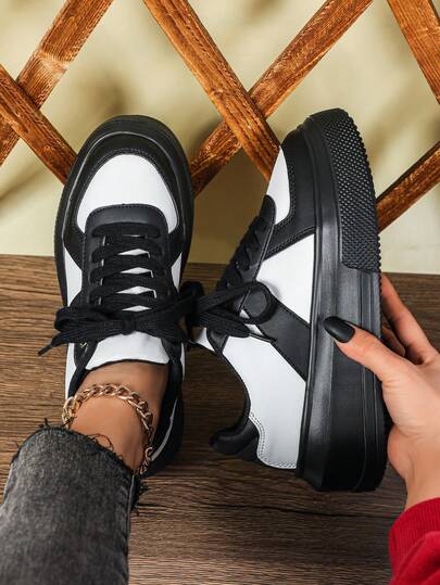 Unisex - Classic Black And White Contrast - Low-Top Soft Sole Design, Suitable For Marathons, Sprints, And Daily Casual Wear - All-Season Sports Shoes - Flexible EVA Sole - Women's Sports Shoes