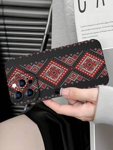 红白传统刺绣图案手机壳：时尚、流行、个性化，经典黑色图案设计主题，奢华防震，美观可爱，镜头凸起保护，兼容 17/17Pro/17Pro Max、16、15、14、13、12、11 Plus/Pro Max 及系列，以及 Galaxy S/A 系列，复活节礼物，生日装饰/礼物，送给女朋友、男朋友、朋友或自己 - 黑色 - 查看 4