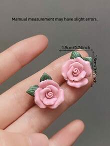 一对时尚、优雅、可爱的粉色树脂玫瑰耳钉，适合女性日常佩戴、节日和约会等场合。 - 玫瑰花 - 查看 4