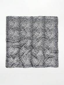 1PC Women's Fashion 90-Square Scarf With Print, Spring Summer Bandana, Leopard Print Chain, Satin Face, Square Scarf - Multicolor - View 10