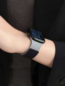 Huastonband 適用於 42mm 38mm 40mm 41mm 44mm 45mm 46mm 49mm，1件中性荔枝紋理矽膠磁吸錶帶，柔軟防汗防滑運動矽膠錶帶，適合 Series Ultra2、Ultra SE2、SE 11、10、9、8、7、6、5、4、3、2、1，送給朋友的派對、聚會、海灘、旅行禮物，中性配件，聖帕特里克節 - 黑灰色 - 查看 5