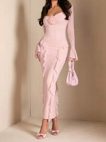 Vestido de punto rosa con detalles de volantes, manga larga y escote bandeau, para usar de vestido de playa - Rosa - Ver 4