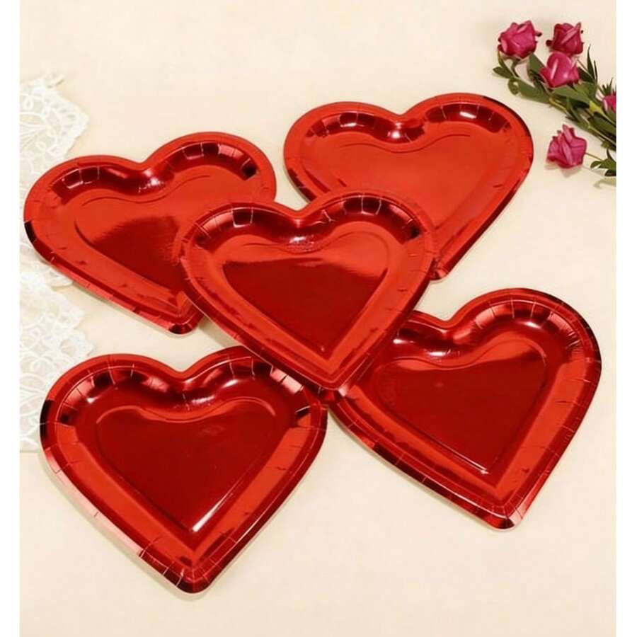 10.47 Inch (Approx. 26.6 Cm) Large Red Heart-Shaped Disposable Paper Plates, Suitable For Mother's Day, Wedding, Birthday Party, Valentine's Day - Red - View 1