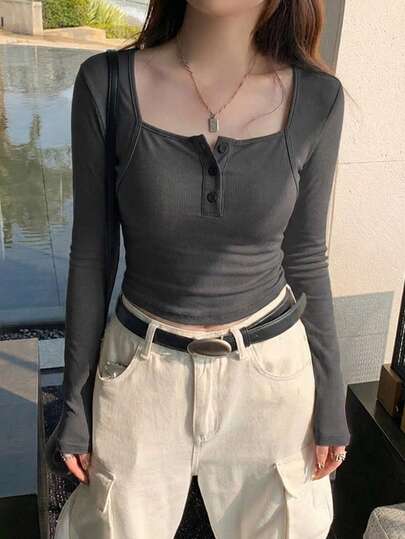 女士纯色短袖T恤，秋季纽扣设计，肩部修身长袖上衣