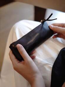 1pc Literary Retro Simple Stationery Pencil Case, Soft Leather, Plaything, Cosmetics, Stationery Pencil Case, Storage Bag - Multicolor - View 4