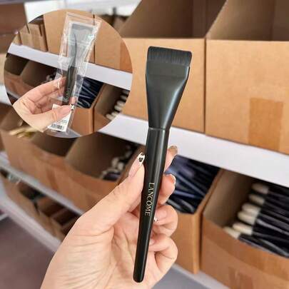 Lancôme Black Flat Foundation Brush, Suitable For Daily Use