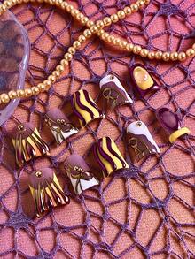 10片装女士鸭嘴形美甲贴片，金色美甲，亚克力美甲套装 - 采用紫色和黄色撞色设计，搭配金色装饰细节，时尚美观。易于佩戴的假指甲，适合日常佩戴、派对和新年假期。为美甲爱好者打造时尚个性的美甲造型。 - 彩色 - 查看 4