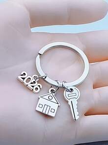 1个男女通用2026乔迁钥匙扣，房屋造型钥匙圈带数字，搬家礼物创意钥匙链吊坠