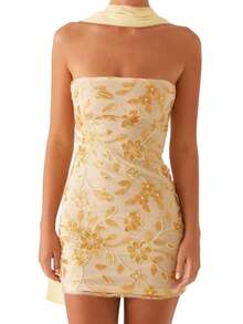 Women Summer Mini Bandeau Dress Sleeveless Off Shoulder Flower Embroidery Tube Top Dress With Scarf - 黃色 - 查看 1