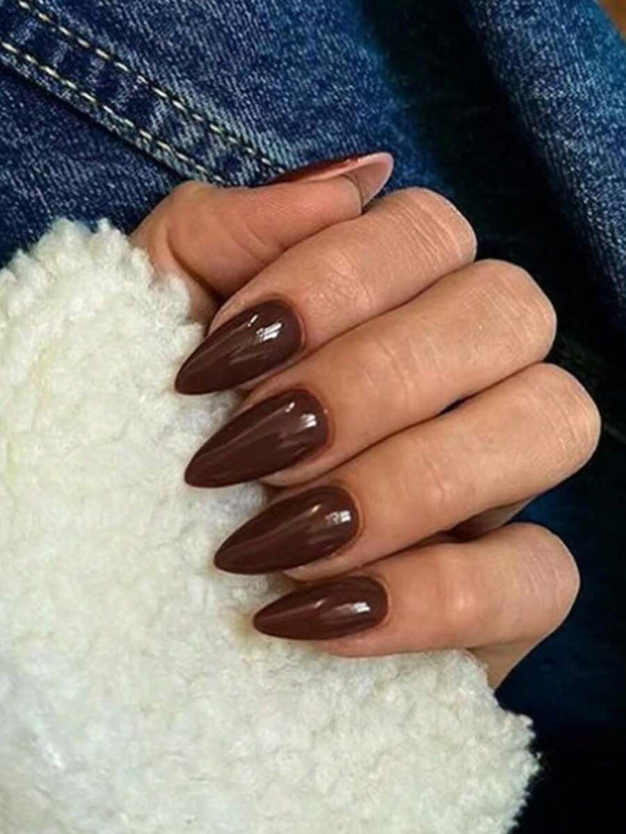 24 Stücke leicht braune mandelförmige wiederverwendbare Aufklebe-Nägel Set, inklusive 1 Stück Nagelfeile und 1 Stück Gelee-Gel, geeignet für Frauen und Mädchen für den täglichen Gebrauch, Winternagelzubehör - Braun - Übersicht 1