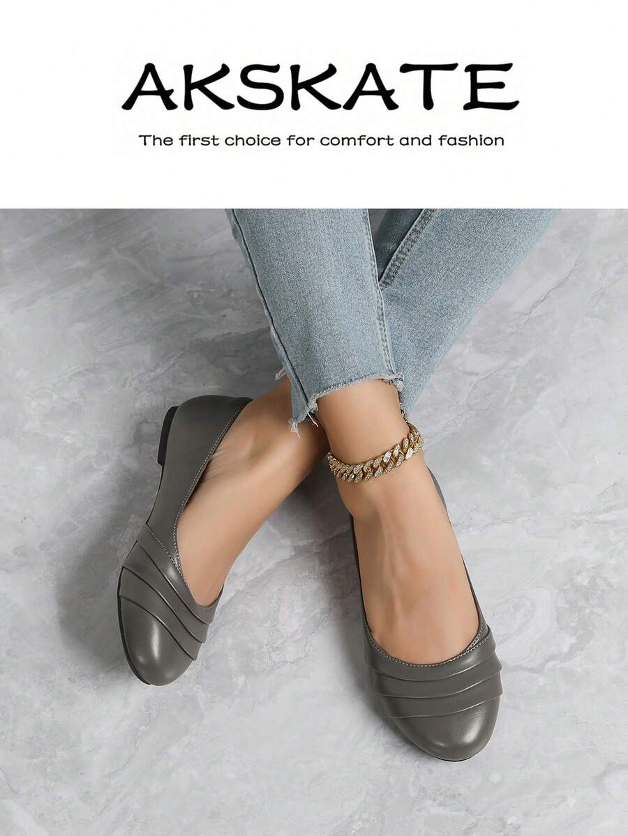 A Pair Of Round-Toe PU Leather Women's Flat Shoes, Comfortable, Stylish, Elegant, And Textured, Suitable For Home, School, Work, And Outdoor Walks. Excellent Value For Money, Perfect For Every Elegant Lady.Sporty    Plain / Plain Toe    Home - 灰色 - 查看 1
