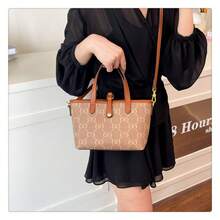 Bolso de hombro para mujer moderno y funcional bolso cruzado ligero bolso tote minimalista con estilo retro ideal para el trabajo y el uso diario - Marrón - Ver 2