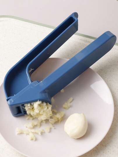 1pc Manual Garlic Press, Plastic Material And Easy To Clean, No Mess Or Splash, Can Also Press Ginger/Baby Food, Kitchen Manual Cooking Tool, Kitchen Slouchy Gadget