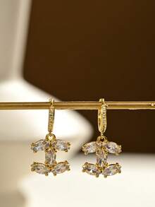 18K镀金优雅可爱铜耳环，适合日常佩戴和聚会场合 - 金色 - 查看 3