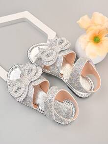 女童公主凉鞋，2025新款夏季银色水钻蝴蝶结露趾魔术贴软底 - 銀色 - 查看 5